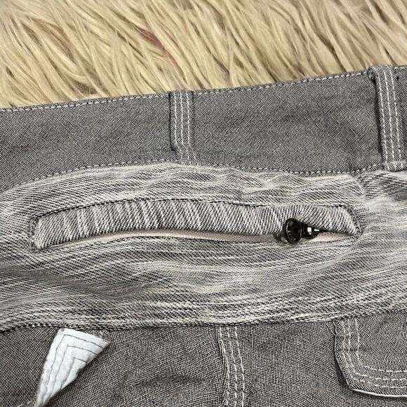 Lululemon pedal power pants size 4 - Picture 6 of 9